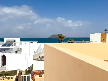 Maison avec piscine et vue panoramique, Villa 8 personnes à Corralejo - Photo 8