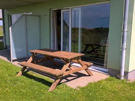 Studio au rez-de-chaussée avec terrasse dégagée - Photo 1