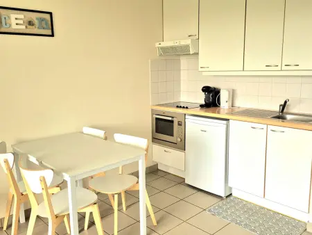 Studio au rez-de-chaussée avec terrasse dégagée - Photo 7