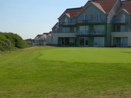 Studio au rez-de-chaussée avec terrasse dégagée - Photo 10