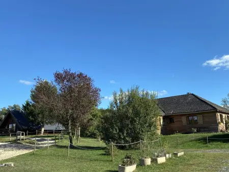 Grand chalet, parking, animaux admis - 11 pers. près de Vichy - Photo 3