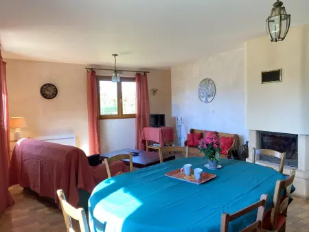Grand chalet, parking, animaux admis - 11 pers. près de Vichy - Photo 5