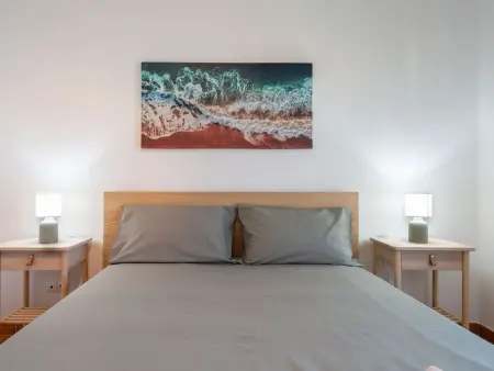 Appartement rénové à Porches avec balcon et accès piscine - Photo 14