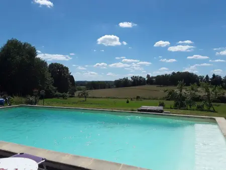 Maison cosy avec piscine partagée à Saint-Avit-de-Tardes - Photo 14