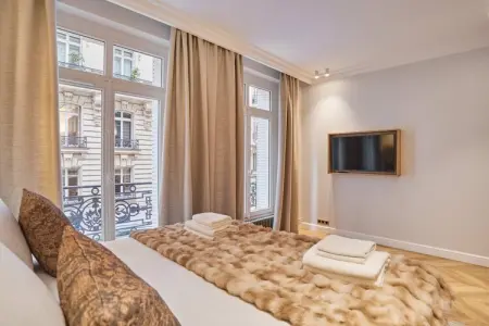 GRANDE ARMEE 16 1, Appartement luxueux climatisé Arc de Triomphe - Photo 12