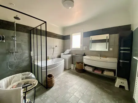 Maison paisible avec parking - 6 pers., Maison 6 personnes à Larressore - Photo 13