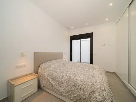 Villa moderne avec piscine privée - 6 pers., Villa 6 personnes à Roda - Photo 12