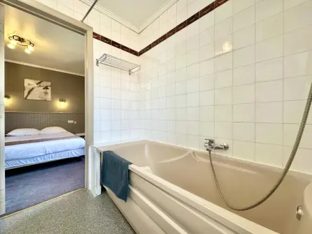 Le Grand Vallon, Grand Hôtel rénové avec billard, kicker et jeux - Photo 21