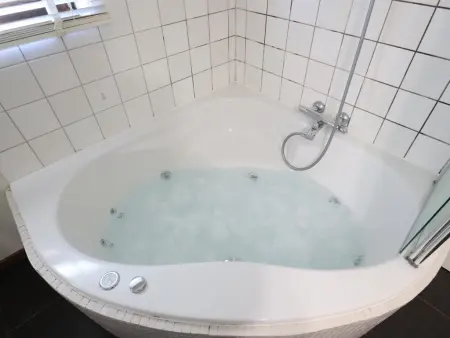 Le Chemin des Framboises, Gite avec bain à bulles, sauna & vue sur Malmédy - Photo 3