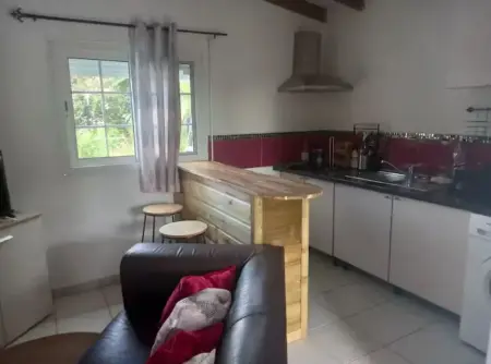 Maison accueillante à Les Abymes avec terrasse, Maison 4 personnes à Les Abymes - Photo 9