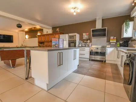 Maison avec piscine, animaux admis - 12 pers., Gite 12 personnes à Couvignon - Photo 8