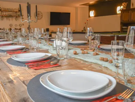 Maison avec piscine, animaux admis - 12 pers., Gite 12 personnes à Couvignon - Photo 11