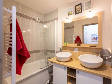 Appartement proche village - 10 pers., Appartement 10 personnes à Barèges - Photo 11