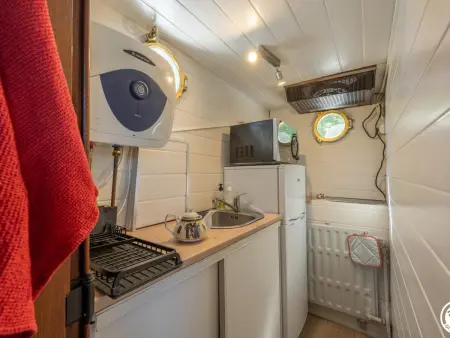 Péniche avec terrasse sur l'eau - 4 pers., Gite 4 personnes à Thourotte - Photo 4