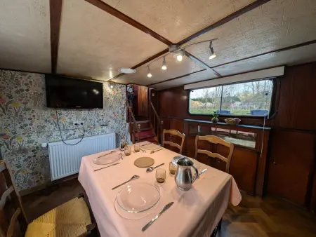Péniche avec terrasse sur l'eau - 4 pers., Gite 4 personnes à Thourotte - Photo 13