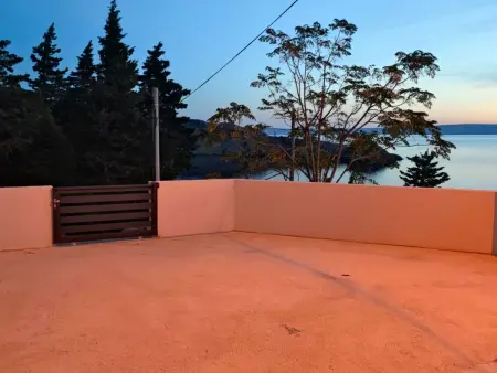 mit Pool in Lukovo Sugarje, Maison 6 personnes à Starigrad Paklenica - Photo 15