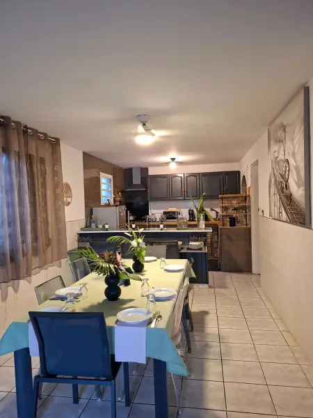 Villa charmante avec piscine privée à Saint-Benoît - Photo 12