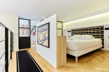 FBG ST MARTIN 236 2, Loft duplex de charme - Centre de Paris - Photo 1