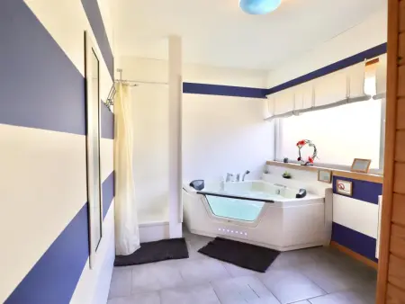 Well Coom, Jolie maison avec sauna & spa près de la rivière - Photo 22