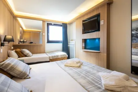 Les Bergers Chambre 3 personnes_C3, Vivre à trois au cœur de Huez - Photo 10