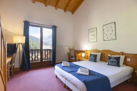VALCENIS Chambre 2 personnes_C2, Base alpine avec bain à remous et piscine - Photo 3