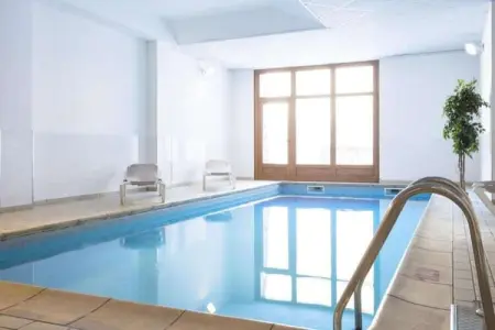 VALCENIS Chambre 2 personnes_C2, Base alpine avec bain à remous et piscine - Photo 14