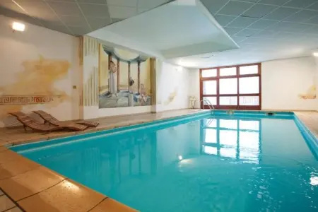 VALCENIS Chambre 4 personnes_C4, Hébergement pour 4 avec sauna et piscine - Photo 3
