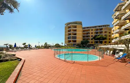 Appartement 6 personnes à San Lorenzo al Mare - Photo 1