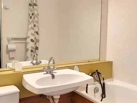 Studio confortable  Pied des pistes  Vue pistes  WIFI gratuit - Photo 6