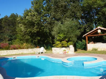 Villa climatisée avec piscine, animaux admis, Maison 6 personnes à Vagnas - Photo 2