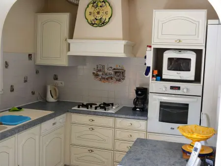 Villa climatisée avec piscine, animaux admis, Maison 6 personnes à Vagnas - Photo 5