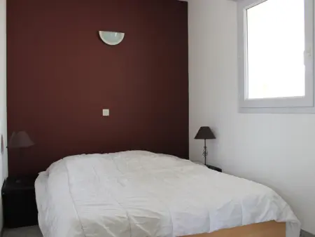 Appartement T2 avec balcon, parking et piscine, proche commodités - Photo 7