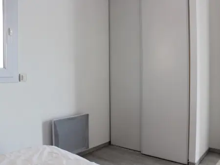 Appartement T2 avec balcon, parking et piscine, proche commodités - Photo 8