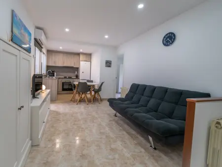 Appartement élégant à Blanes pour 3 personnes - Proche mer, climatisé, Wi-Fi, cuisine équipée - Photo 7