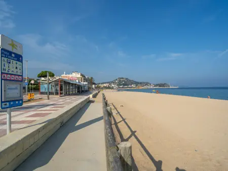 Appartement élégant à Blanes pour 3 personnes - Proche mer, climatisé, Wi-Fi, cuisine équipée - Photo 25