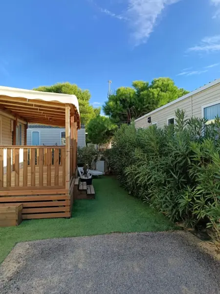 Bungalow moderne à Canet-en-Roussillon - 40 m² - Piscine - Photo 8