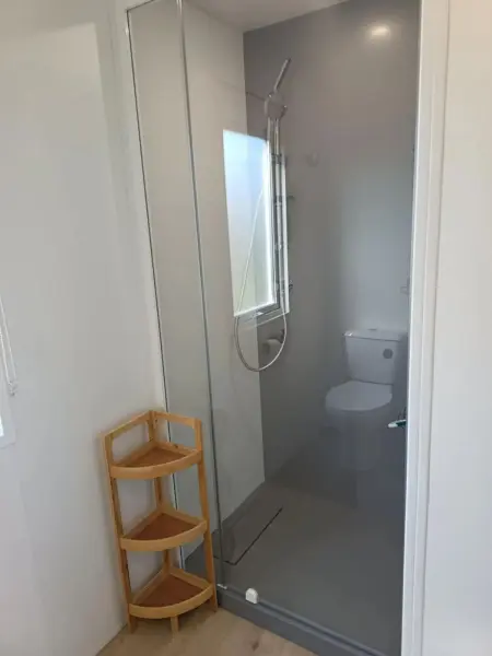 Bungalow moderne à Canet-en-Roussillon - 40 m² - Piscine - Photo 13