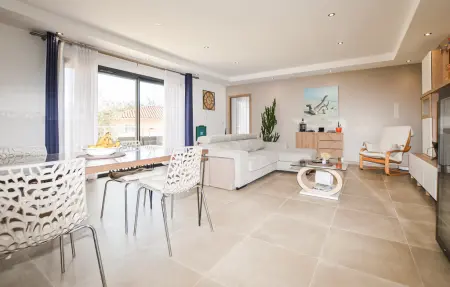 Villa spacieuse avec piscine, Maison 4 personnes à Prunelli Di Fumorbo - Photo 4