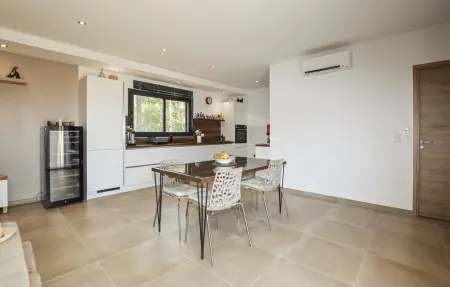 Villa spacieuse avec piscine, Maison 4 personnes à Prunelli Di Fumorbo - Photo 16