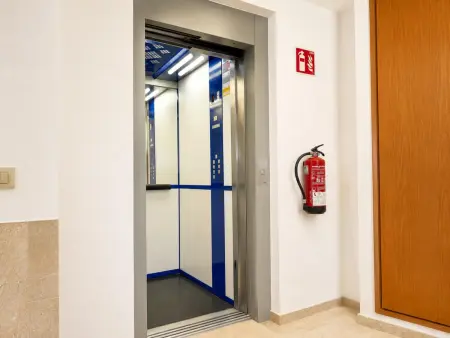 Appartement vue mer à La Fosca - détails à venir - Photo 3
