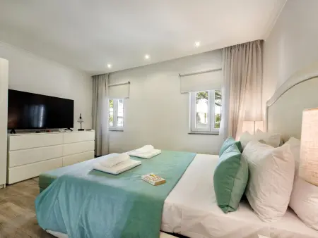 Maison Élégante au Coeur de Faro avec Internet Haut Débit - Photo 13