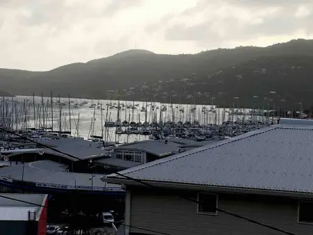 Appartement lumineux avec vue sur la mer à Le Marin - Photo 17