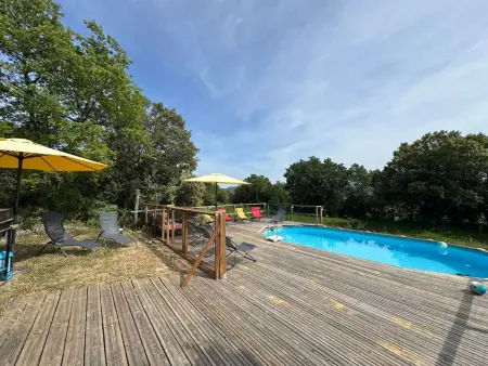 Spacieuse villa avec piscine privée à La Bastide-des-Jourdans - Photo 2