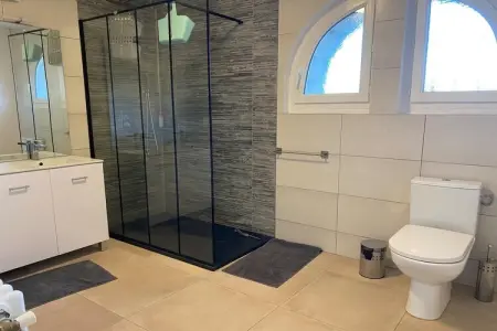 Grande Maison et piscine privée, Magnifique villa familiale près de la rivière Cèze - Photo 35