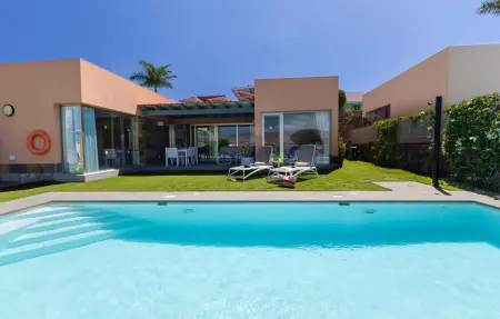 Par 4 Villa 8, Maison 4 personnes à San Bartolome de Tiraj - Photo 3