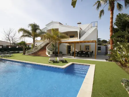 Villa élégante, piscine et clim - 15 pers., Villa 15 personnes à Cambrils - Photo 4