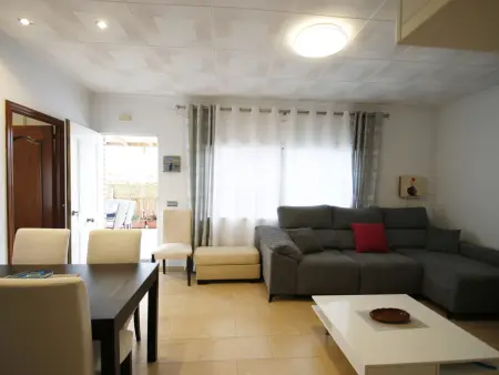 Maison rénovée avec piscine - 6 pers., Appartement 6 personnes à Cambrils - Photo 5