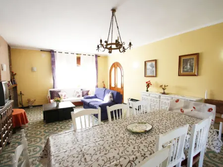 Villa familiale avec piscine privée - 10 pers., Villa 8 personnes à Miami Platja - Photo 3