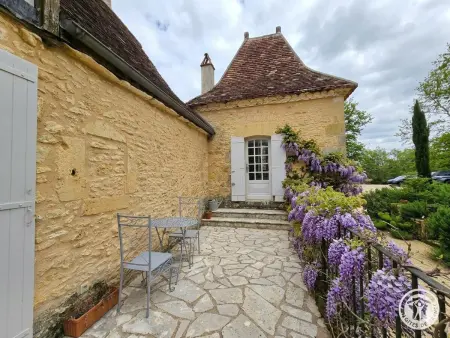 Maison avec piscine privée - Périgord Noir, Gite 8 personnes à Savignac de Miremont - Photo 22