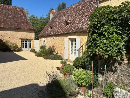 Maison avec piscine privée - Périgord Noir, Gite 8 personnes à Savignac de Miremont - Photo 30